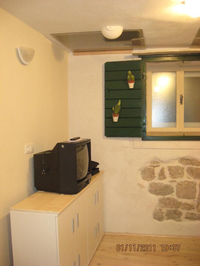 Apartments Elena สปลิท ภายนอก รูปภาพ